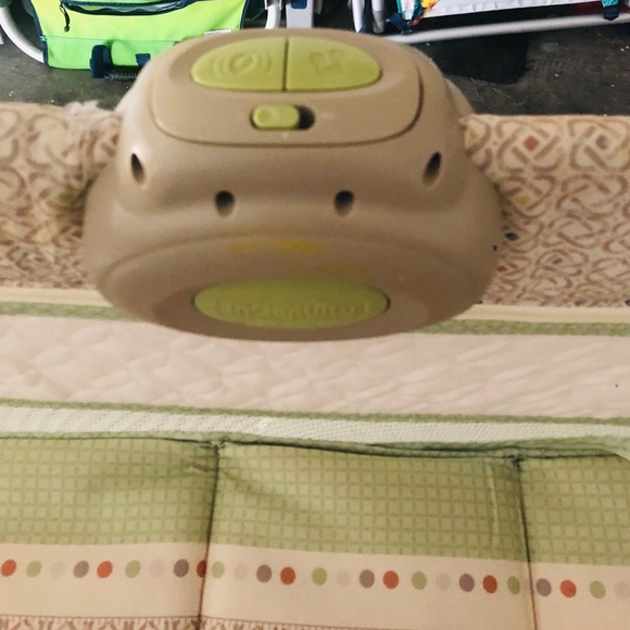 Baby bed two level with a lot storage - Picture 2 of 14